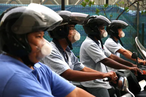 Anti-pollution mask for motorists Anti-pollution mask for motorists