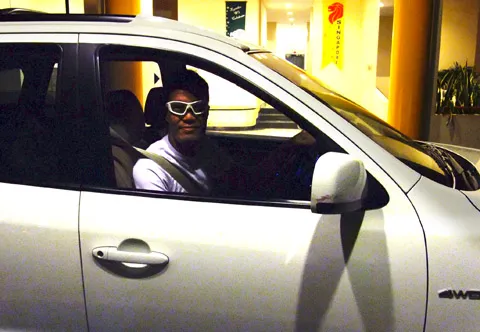 Happy Kenneth with his new replacement strap- ready to go! Happy Kenneth with his new replacement strap- ready to go!